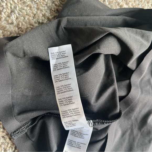 Spanx Slimming Bodysuit Black size XL - Picture 8 of 8
